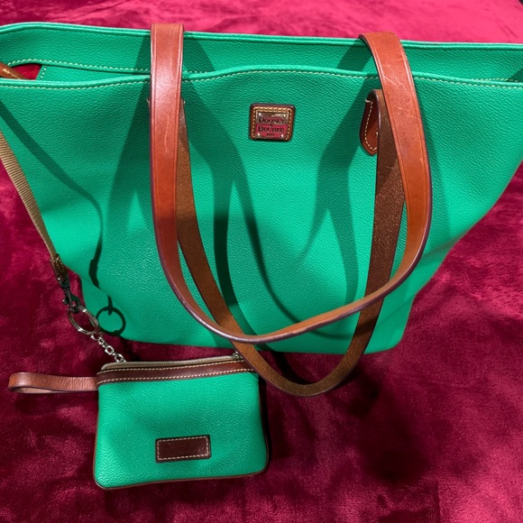 Dooney&Bourke green bag - Picture 1 of 7